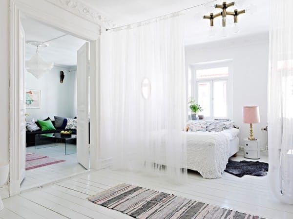 gauzy white curtains 600x449 1