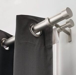 ستائر على مواسير مزدوجة | أفضل الخيارات لمنازلك 20 ستائر على مواسير مزدوجة خشب