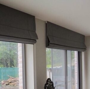 ستائر رول بلاك اوت