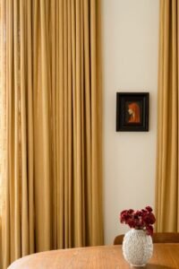 ستائر قطيفة فخمة للصالونات المميزة