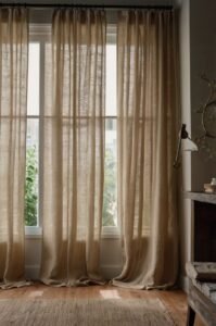 أفضل ستائر كتان مودرن 2026 | أناقة طبيعية بتصميمات عصرية فخمة 22 ستائر كتان9