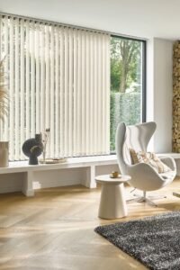 ستائر مكتبية قصيرة للحلول العملية