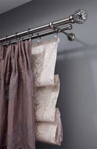 أفضل مواسير ستائر مودرن 2026 | ستانلس، حديد وخشب لتصميم عصري 17 مواسير تعليق الستائر وفوائدها العملية